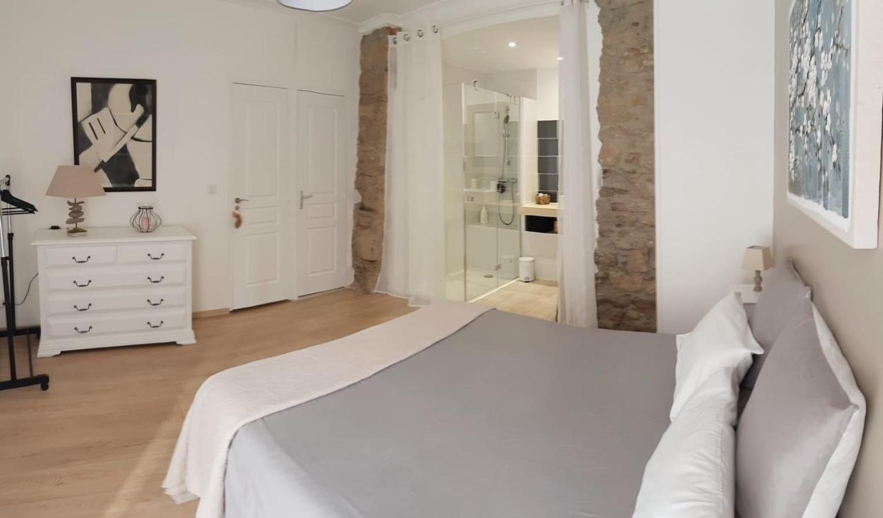 Chambre Privee Independante Dans Une Maison Neffies Kültér fotó